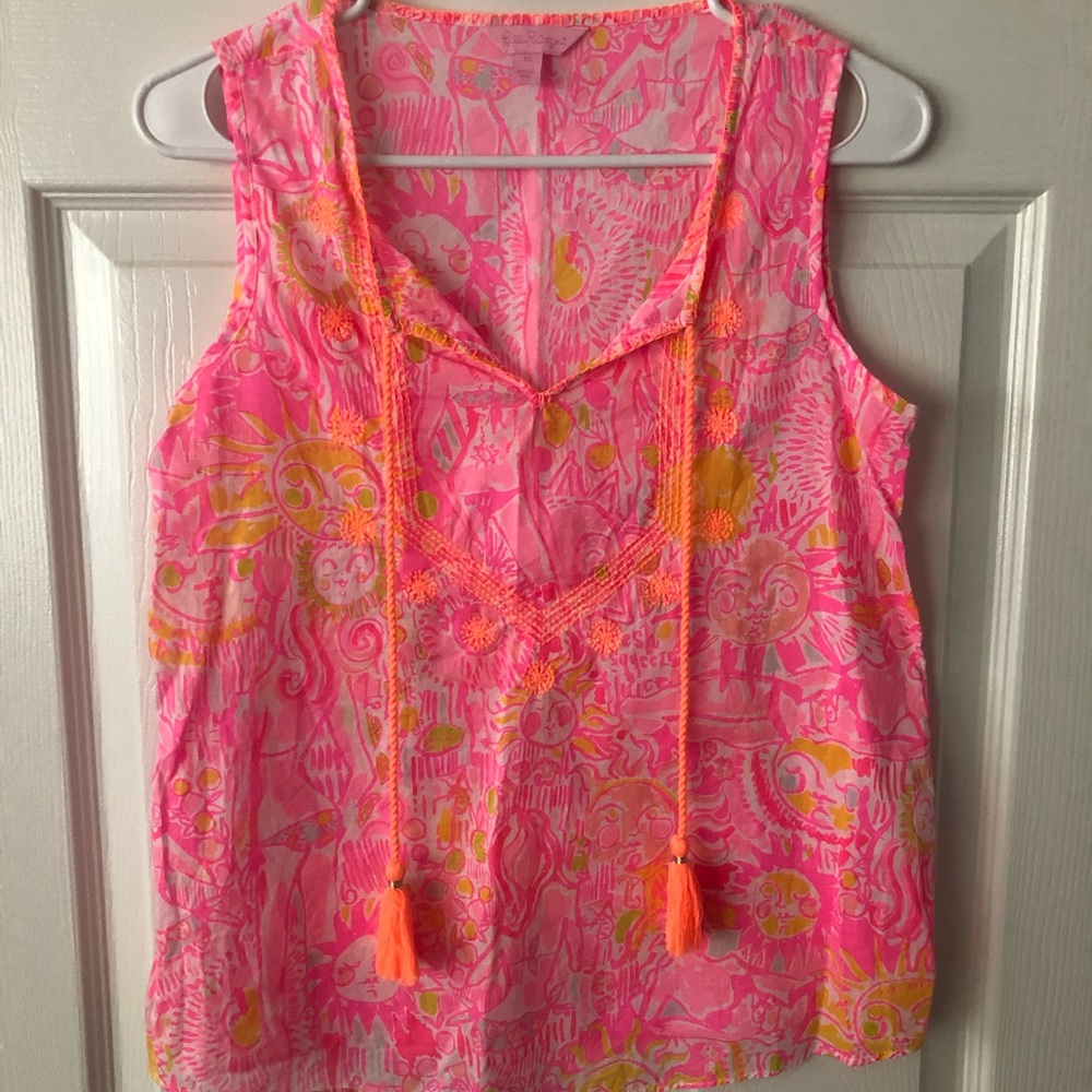 Like new Lilly Pulitzer top size XS